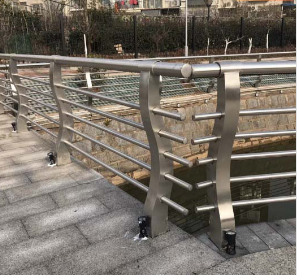 不銹鋼護(hù)欄